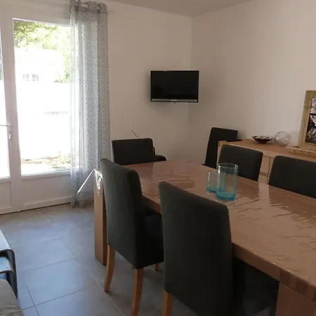 Maison Familiale Renovee 7 Pers. Proche De La - Fr-1-194-344 *